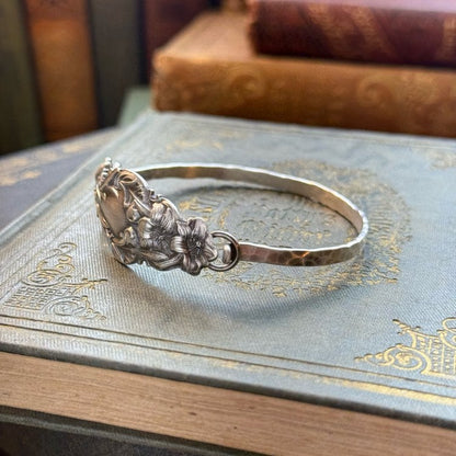🔥LAST DAY 59% OFF✨Handcrafted Vintage Spoon Bracelet - Made With Authentic Vintage Tools
