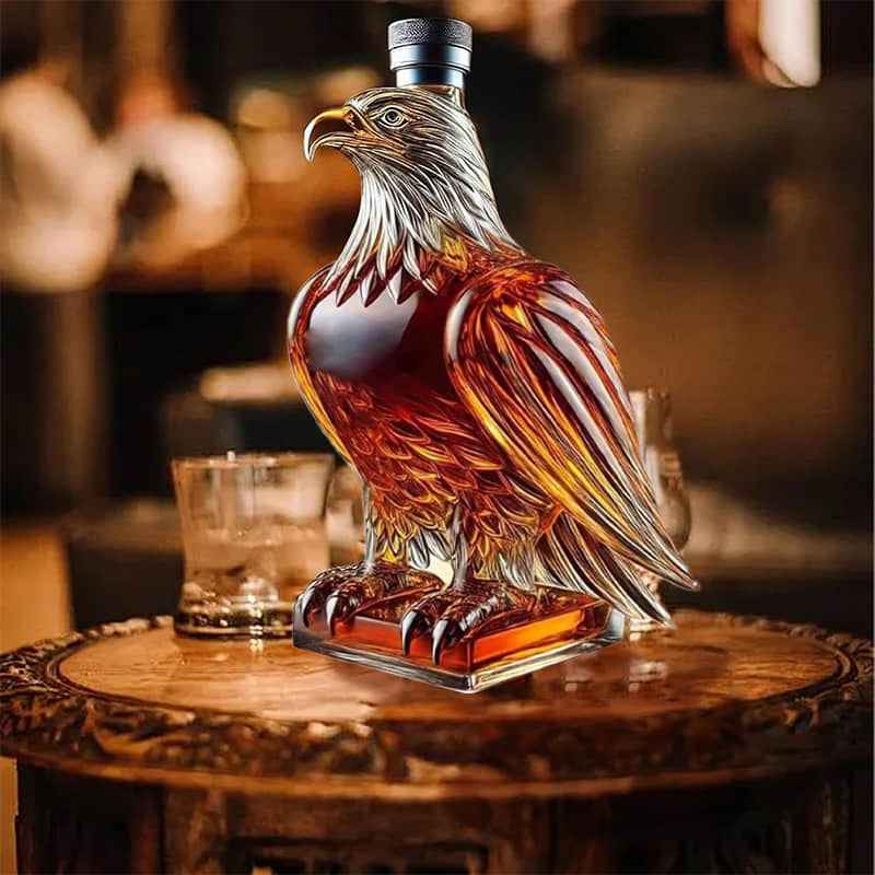 🦅Eagle Whiskey Bottle – A Masterpiece of Craftsmanship and Strength, Capturing the Spirit of Freedom in Every Detail