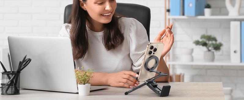 🔥Last Day 49% OFF🔥MagSafe-Compatible 4-in-1 Travel Tripod & Clamp Mount