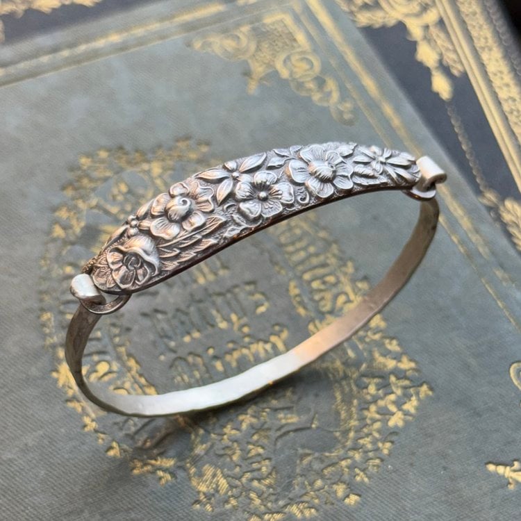 🔥LAST DAY 59% OFF✨Handcrafted Vintage Spoon Bracelet - Made With Authentic Vintage Tools