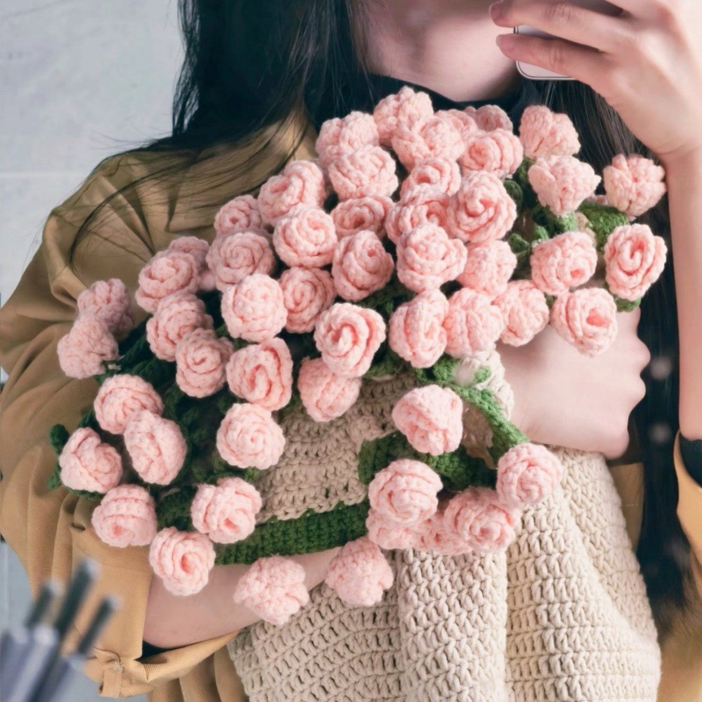 🎁 Hand-Knitted Rose Blanket DIY Kit & Ready-Made Gift
