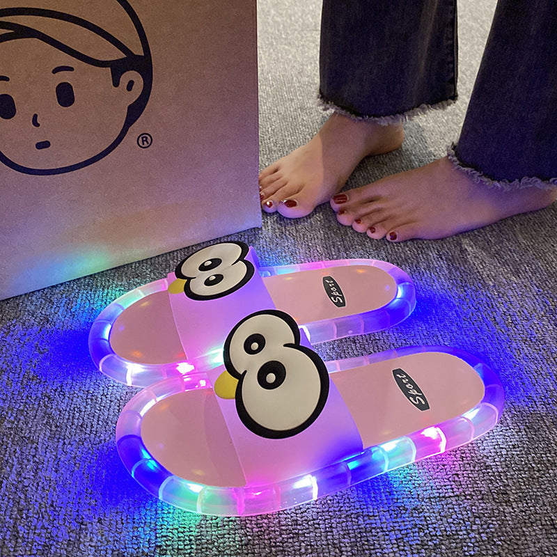 🔥Last Day Sale 60% OFF⏰🩴👀Cute slippers with cartoon motifs that glow👣🎁